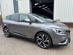 Grau Gebraucht 2019 Renault Scénic IV Intens Van / Kleinbus | 10.900 € (Guter Preis)