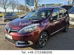 Rot Gebraucht 2014 Renault Scénic III Bose Edition Van / Kleinbus | 8.600 € (Etwas zu teuer)
