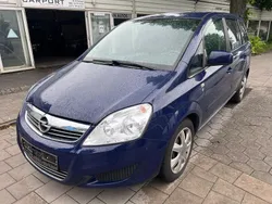 Blau Gebraucht 2010 Opel Zafira Edition Van / Kleinbus | 1.800 € (Guter Preis)