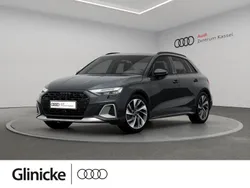 Manhattangrau metallic Neu 2025 Audi A3 Sport Limousine | 39.890 € (Superpreis)