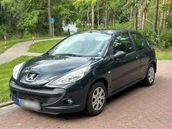 Grau Gebraucht 2011 Peugeot 206+ Kleinwagen | 1.750 € (Guter Preis)