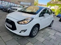 Weiß Gebraucht 2017 Hyundai ix20 Classic Van / Kleinbus | 7.999 € (Guter Preis)