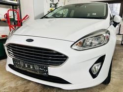 Weiß Gebraucht 2017 Ford Fiesta Titanium Limousine | 7.600 € (Guter Preis)