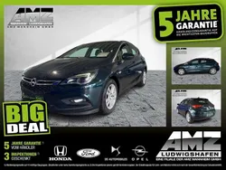 Smaragd gruen (mi) Gebraucht 2016 Opel Astra Dynamic Limousine | 9.142 € (Fairer Preis)