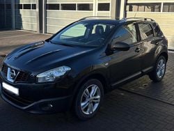 Schwarz Gebraucht 2011 Nissan Qashqai Tekna SUV | 5.990 € (Fairer Preis)