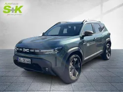 Zedergrün (grün) Gebraucht 2025 Dacia Duster Extreme SUV | 29.980 € (Etwas zu teuer)