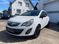 Weiß Gebraucht 2014 Opel Corsa Color Edition Kleinwagen | 6.299 € (Teuer)