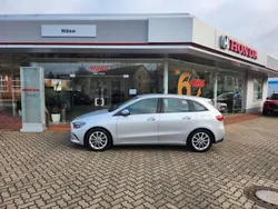 Silber Gebraucht 2019 Mercedes B200 Progressive Van / Kleinbus | 21.895 € (Guter Preis)