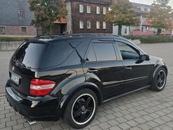 Schwarz Gebraucht 2008 Mercedes ML420 AMG SUV | 7.900 € (Fairer Preis)