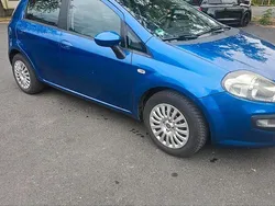 Blau Gebraucht 2025 Fiat Punto Evo Kleinwagen | 3.400 €