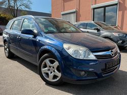 Blau Gebraucht 2007 Opel Astra Kombi | 1.890 € (Fairer Preis)
