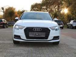 Weiß Gebraucht 2019 Audi A3 Design Limousine | 19.450 € (Superpreis)