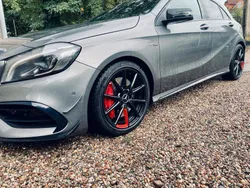 Grau Gebraucht 2017 Mercedes A45 AMG AMG Limousine | 29.999 € (Teuer)