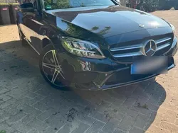 Schwarz Gebraucht 2020 Mercedes C300e Kombi | 24.500 € (Superpreis)