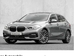 Grau Gebraucht 2022 BMW 120 Advantage Kleinwagen | 26.490 € (Fairer Preis)