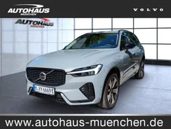 Grau Gebraucht 2024 Volvo XC60 Plus SUV | 58.990 € (Fairer Preis)