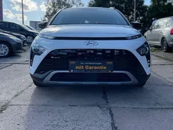 Weiß Gebraucht 2022 Hyundai Bayon GO! SUV | 19.900 € (Fairer Preis)