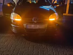 Schwarz Gebraucht 2007 VW Golf V Comfortline Kombi | 2.000 € (Etwas zu teuer)