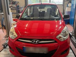 Rot Gebraucht 2012 Hyundai i10 Kleinwagen | 5.450 € (Teuer)
