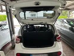 Weiß Gebraucht 2017 Hyundai i10 Kleinwagen | 3.100 € (Superpreis)