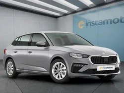 Silber Neu 2025 Skoda Scala Kleinwagen | 26.249 € (Guter Preis)