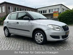 Silber Gebraucht 2011 Skoda Fabia Special Kleinwagen | 3.990 € (Guter Preis)