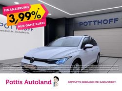 Weiss Gebraucht 2023 VW Golf VIII Life Kombi | 20.177 € (Guter Preis)