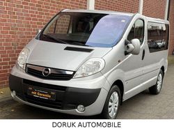 Silber Gebraucht 2014 Opel Vivaro Van / Kleinbus | 12.990 € (Etwas zu teuer)
