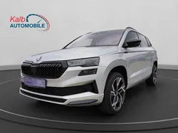 Moonweiß perleffekt metallic Neu 2025 Skoda Karoq SportlinePlus SUV | 38.222 € (Teuer)
