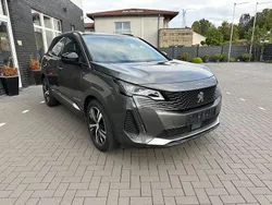 Grau Gebraucht 2023 Peugeot 3008 GT SUV | 19.999 €