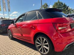 Rot Gebraucht 2014 Audi A1 Sportback Exclusive Kleinwagen | 11.250 € (Guter Preis)