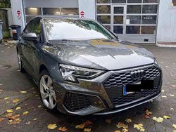 Grau Gebraucht 2021 Audi A3 Sportback e-tron S-Line Limousine | 26.900 € (Fairer Preis)