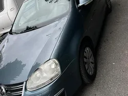 Grau Gebraucht 2008 VW Golf V Limousine | 2.800 € (Guter Preis)