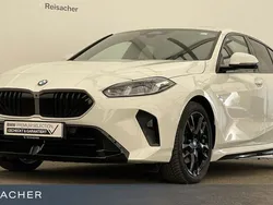 Alpinweiss Gebraucht 2024 BMW 120 Shadowline Kleinwagen | 38.299 €
