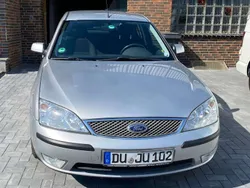 Grau Gebraucht 2004 Ford Mondeo Trend Limousine | 2.250 € (Fairer Preis)