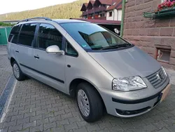 Silber Gebraucht 2009 VW Sharan Van / Kleinbus | 4.490 € (Fairer Preis)