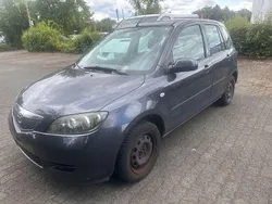 Grau Gebraucht 2006 Mazda 2 Active SUV | 1.990 € (Fairer Preis)