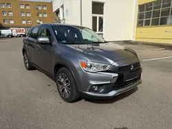 Grau Gebraucht 2016 Mitsubishi ASX Diamant Edition SUV | 9.900 € (Guter Preis)