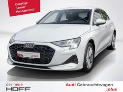 Weiß Gebraucht 2024 Audi A3 Sportback Limousine | 33.875 € (Fairer Preis)