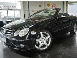 Schwarz metallic Gebraucht 2007 Mercedes CLK320 Avantgarde Cabrio | 19.800 €