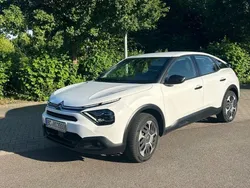 Weiß Gebraucht 2021 Citroën C4 Feel Limousine | 15.000 € (Etwas zu teuer)