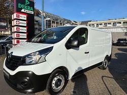 Weiß Gebraucht 2016 Renault Trafic Komfort Van | 7.990 € (Fairer Preis)