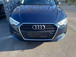 Blau Gebraucht 2017 Audi A3 Limousine | 9.990 € (Fairer Preis)