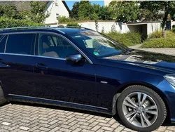 Blau Gebraucht 2015 Mercedes E200 Limousine | 12.900 € (Fairer Preis)