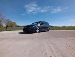 Schwarz Gebraucht 2014 VW Golf VII GTI Limousine | 15.000 €