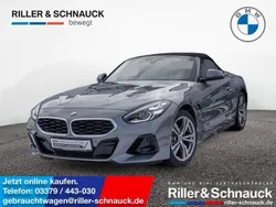 Grau Gebraucht 2024 BMW Z4 Sport Line Cabrio | 43.900 € (Fairer Preis)