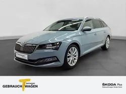 Grau Gebraucht 2022 Skoda Superb Premium Edition Kombi | 27.840 € (Fairer Preis)