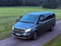 Grau Gebraucht 2020 Mercedes 300 Avantgarde Kombi | 49.990 € (Fairer Preis)