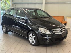 Schwarz Gebraucht 2010 Mercedes B200 Van / Kleinbus | 4.990 € (Guter Preis)