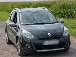 Schwarz Gebraucht 2010 Renault Clio GrandTour Kombi | 3.500 € (Etwas zu teuer)